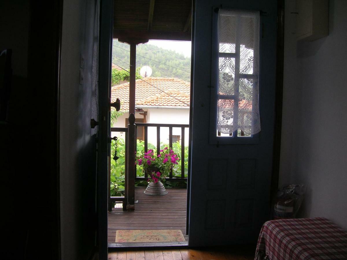 Pensjonat Athina'S House Skála Sotíros Zewnętrze zdjęcie